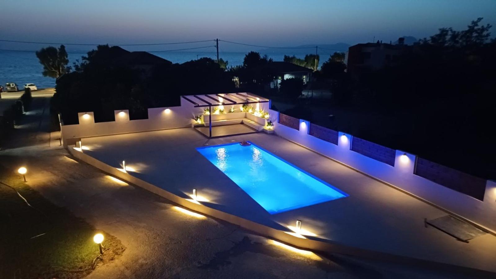 Ostria Seaside Apartments Patras Exterior foto