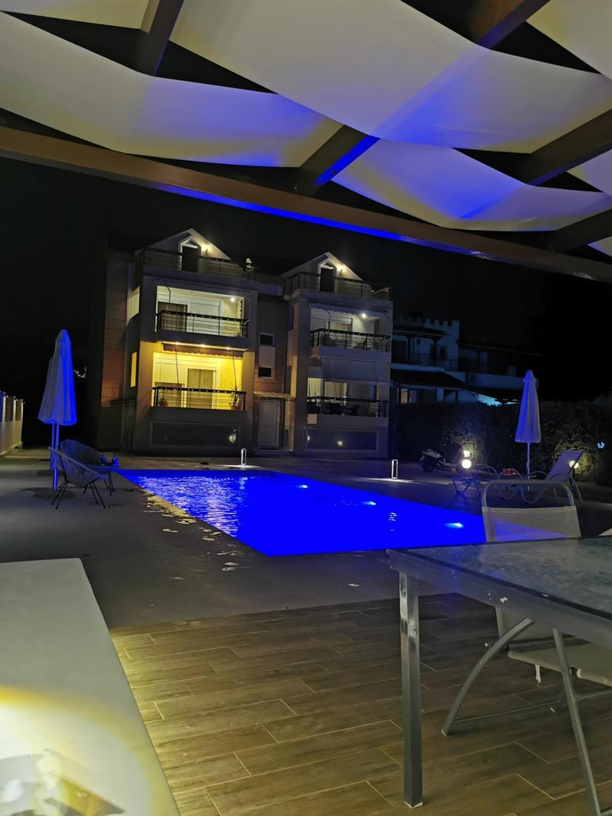 Ostria Seaside Apartments Patras Exterior foto